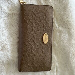 Coach Embossed Signature Zip Wallet - Taupe with Gold Plate